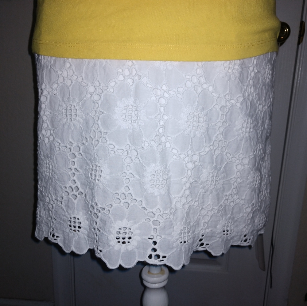 Lilly Pulitzer white eyelet mini skirt
